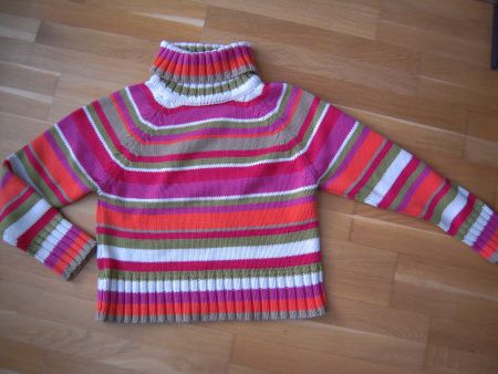 Kurzer Strickpullover Gr 140