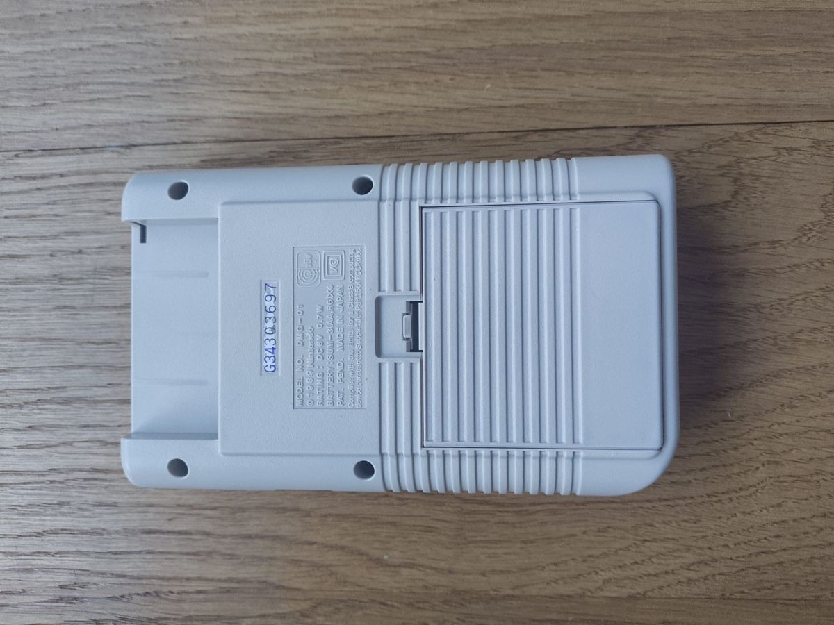 Nintendo Console: Original Nintendo Game Boy DMG-01 – Usato da Ostermundigen venduto da moniandi 2