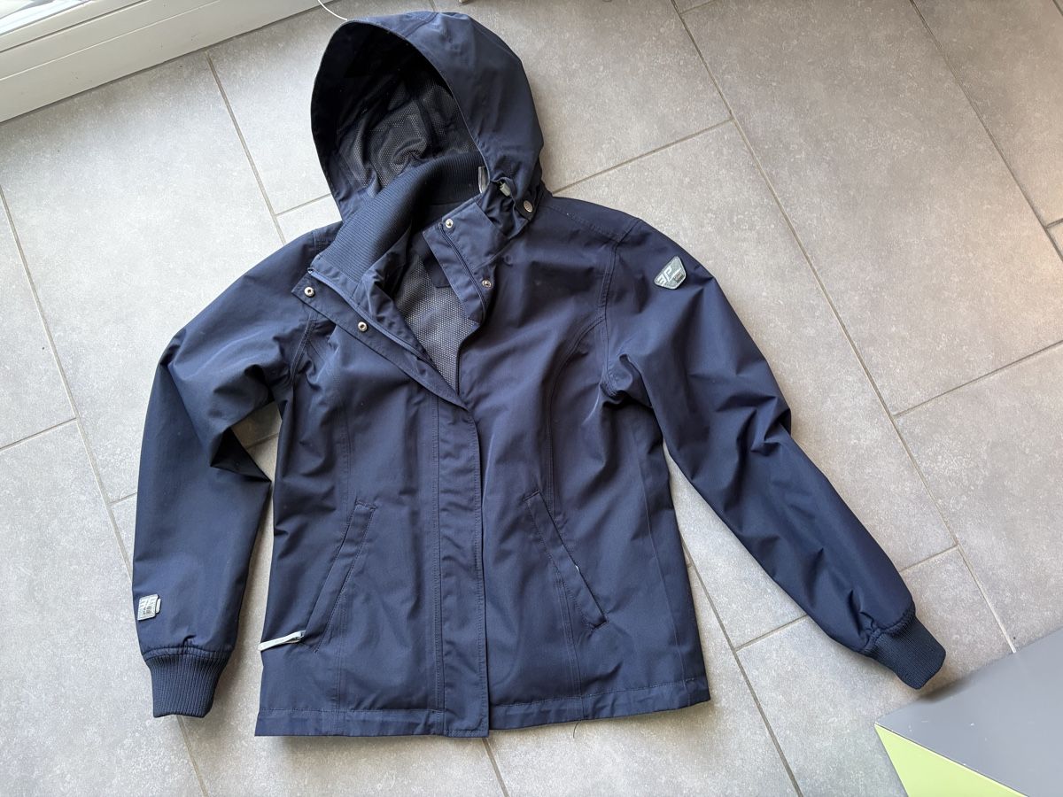 Icepeak Giacche: Wind-/Regenjacke – Usato da Kreuzlingen venduto da _Sophia_Beyeler_
