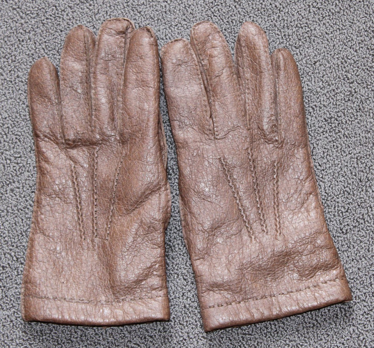 Gants & mitaines : Lederhandschuhe – D'occasion à Schaan par antikes_und_kurioses