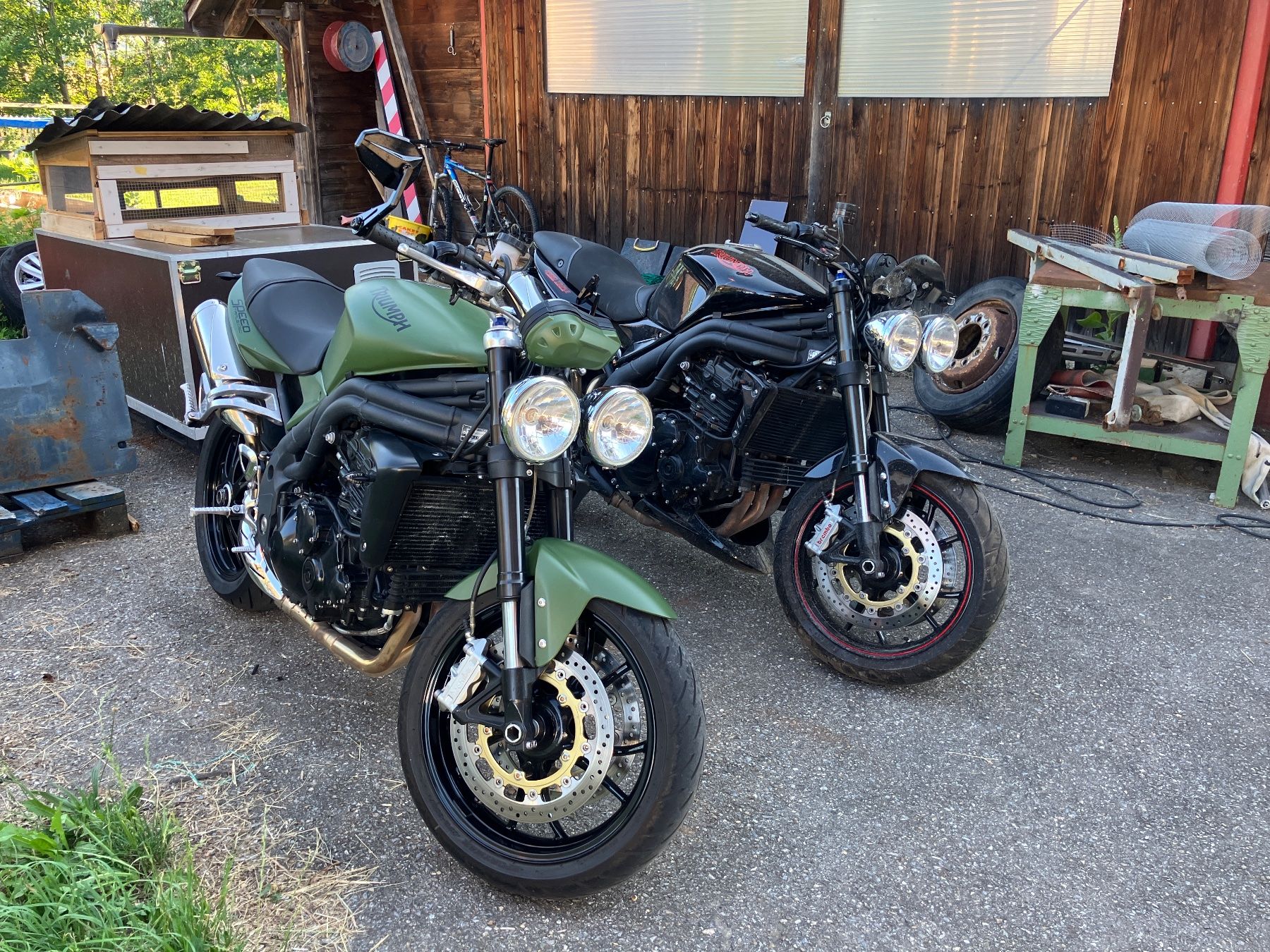 Triumph Route: 2 triumpf speed triple 1050 – D'occasion à schwarzenegg par walther79