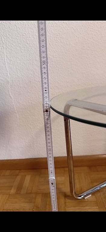 Tische: Kleiner Glastisch modern / Ablagetisch / Wohnzimmertisch – Gebraucht aus Basel von Mawski 2