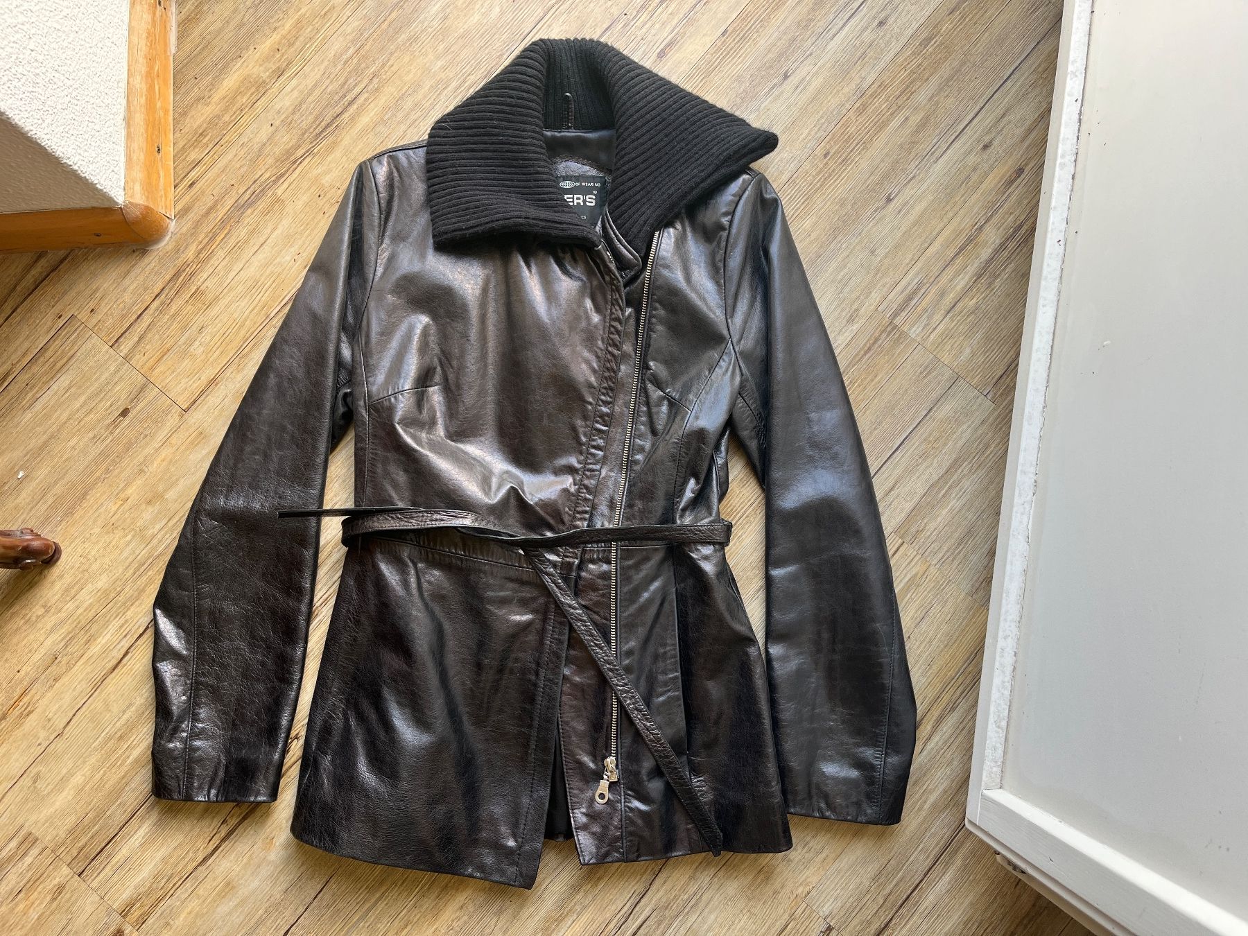 Vestes: Biker’s Paris Lederjacke – D'occasion à Basel par aurelie.cuenot