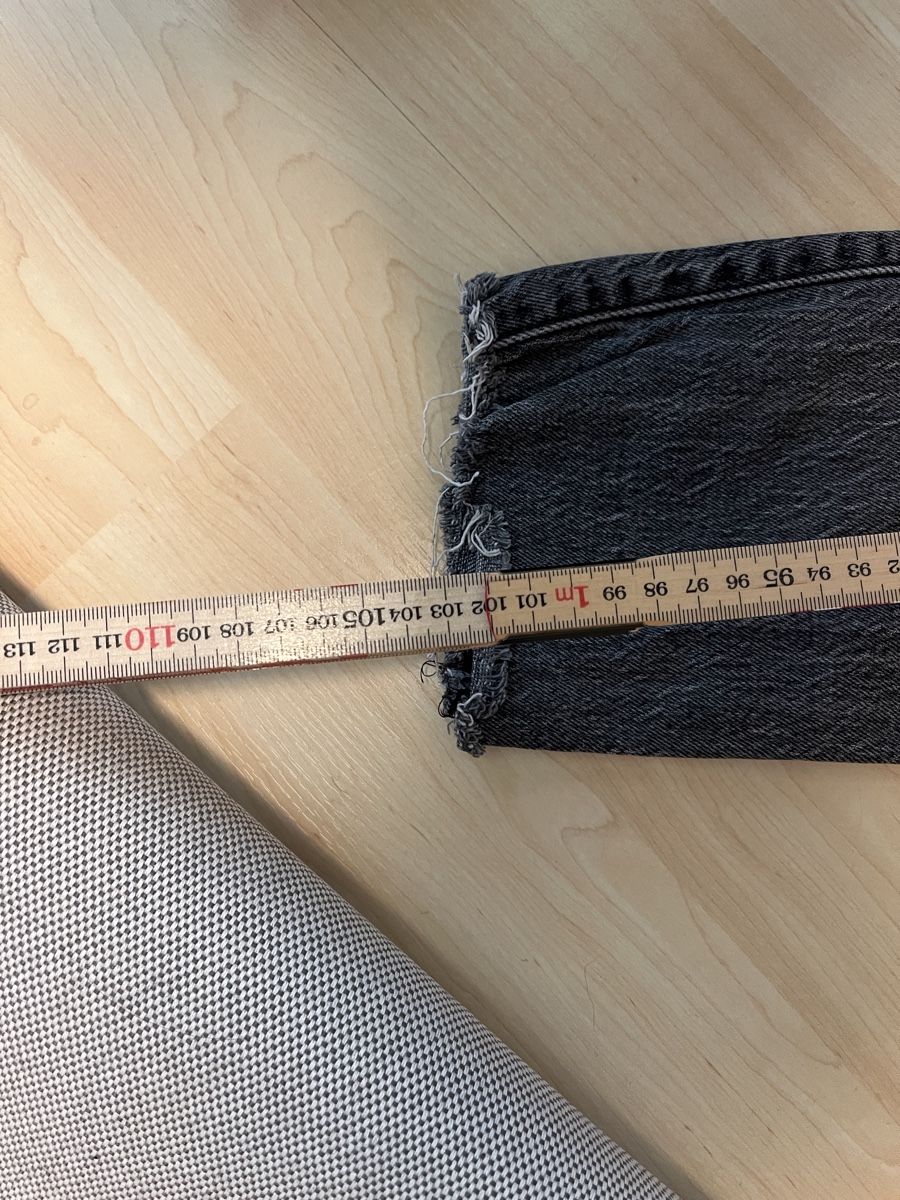 Levi's Jeans: Levis Jeans grau Gr. 27/28 – Usato da Rotkreuz venduto da zisii 1