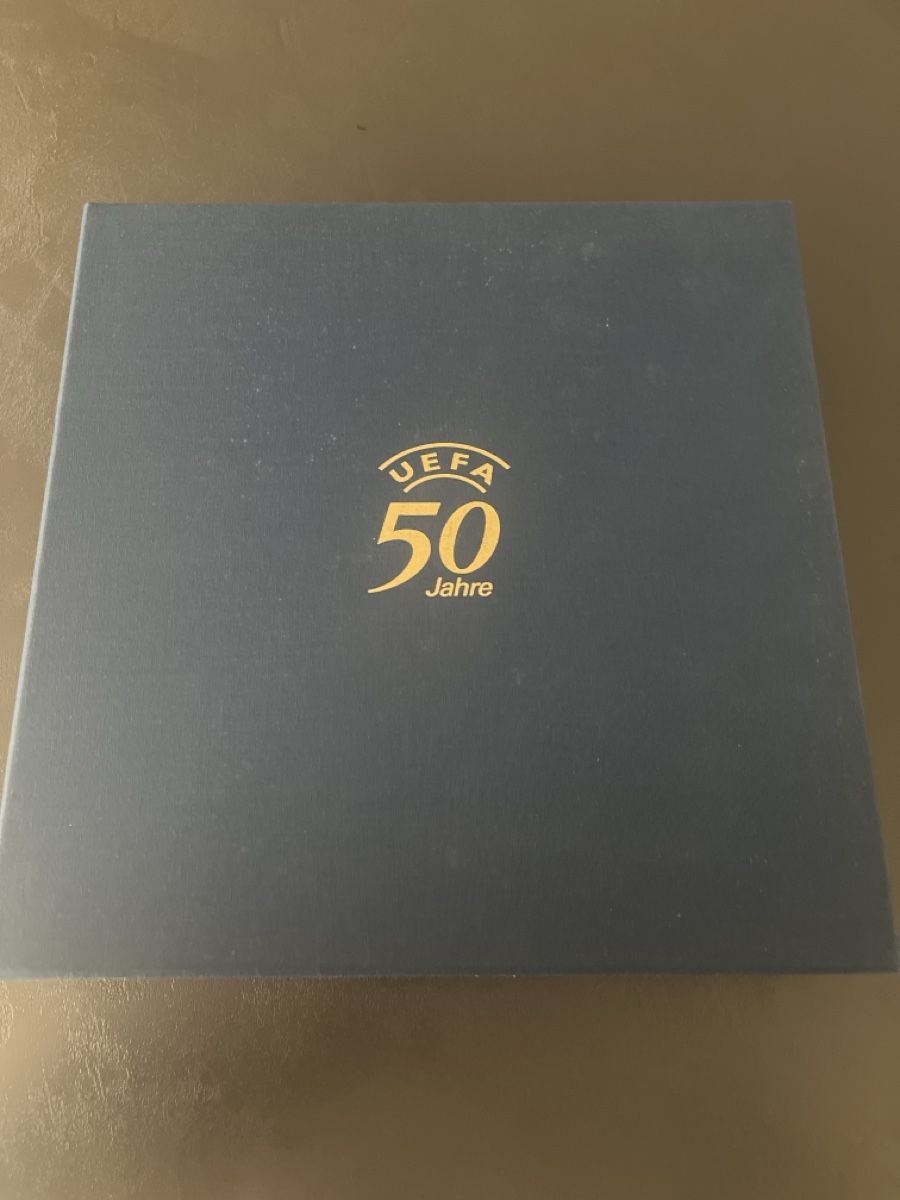 Libri: UEFA 50 jarre 1954/2004 collector – Usato da Prangins venduto da Rodard8