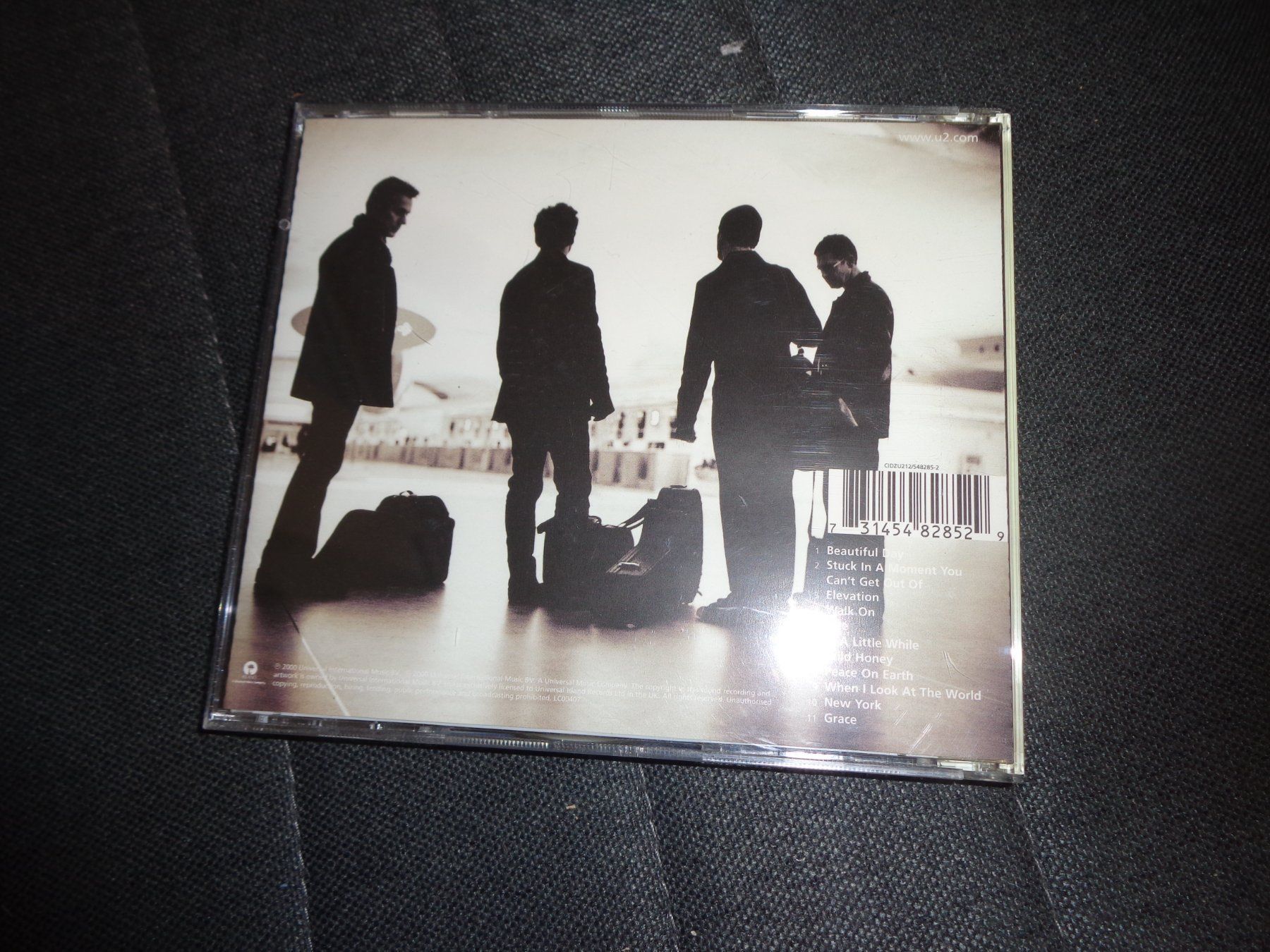 CD: U2 - All That you Can't Leave Behind CD – Usato da Olten venduto da Disc-Ausverkauf 1