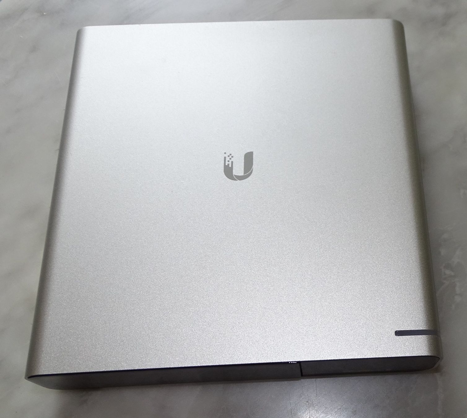 Ubiquiti Server: ***TOP***Unifi Cloud Key Gen. 2 Plus ***TOP*** – Defekt aus Zofingen von Felix459 4