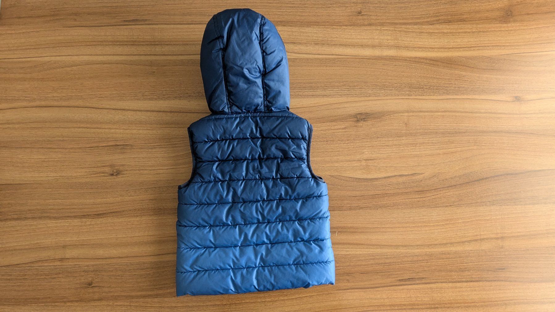 C&A Altro abbigliamento per bambino: Steppweste mit Kapuze - Grösse 104 – Usato da Oberwil-Lieli venduto da meipa3000 1