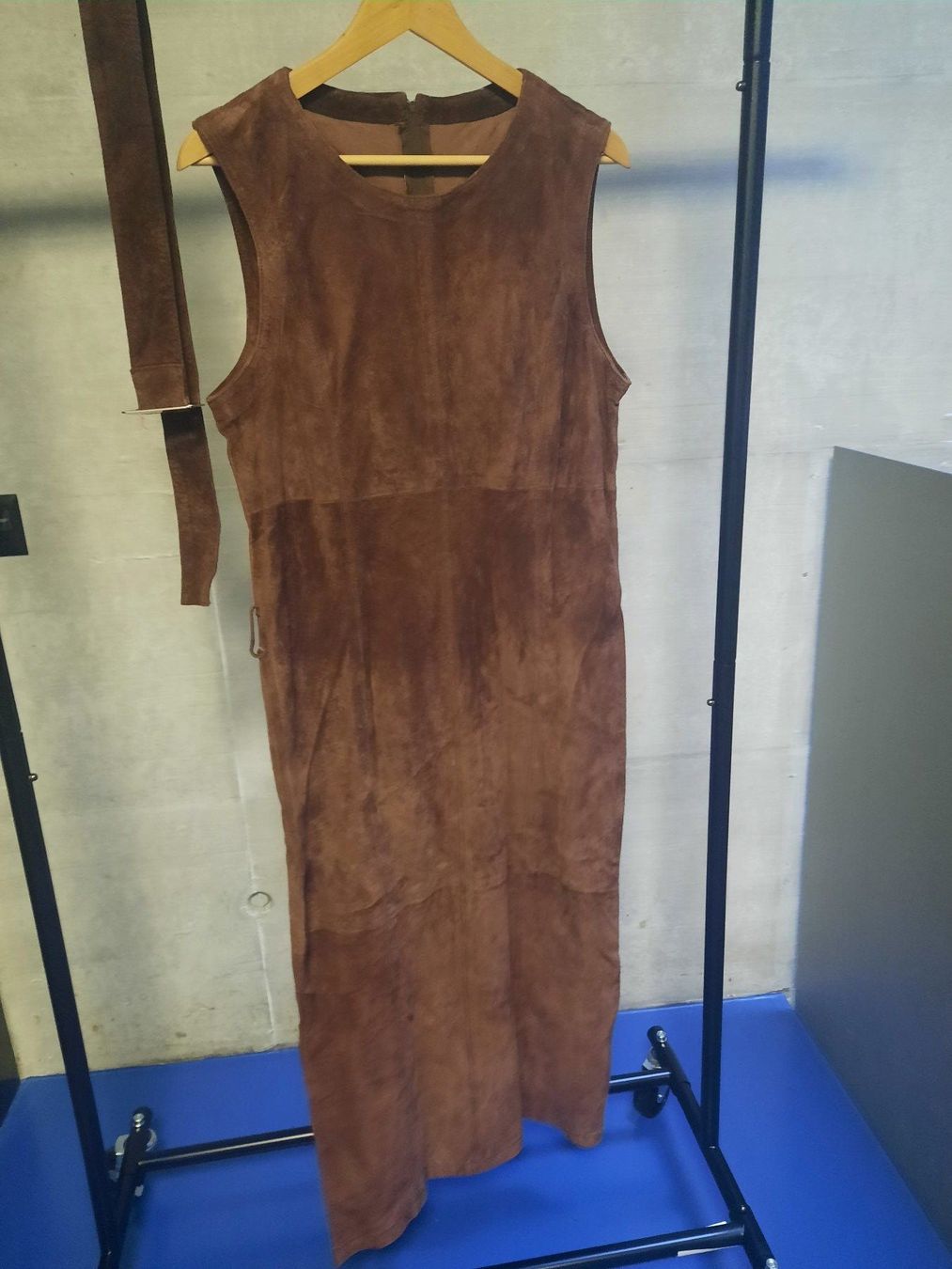 Kleider: Lederkleid – Gebraucht aus Zürich von pia_p95m