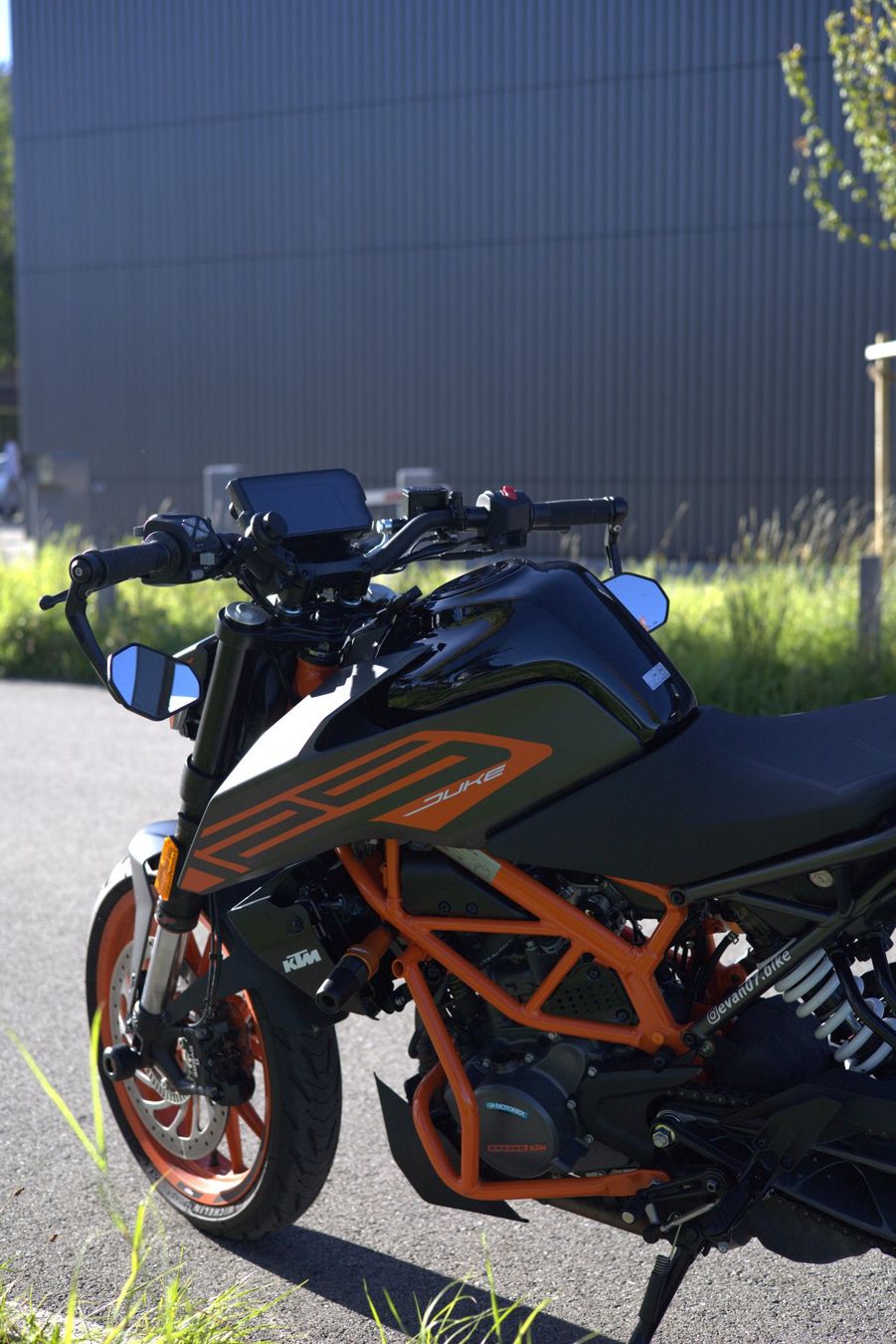 KTM Strada: KTM Duke 125 - Full Options – Usato da Villeret venduto da Evan.Stengel 7