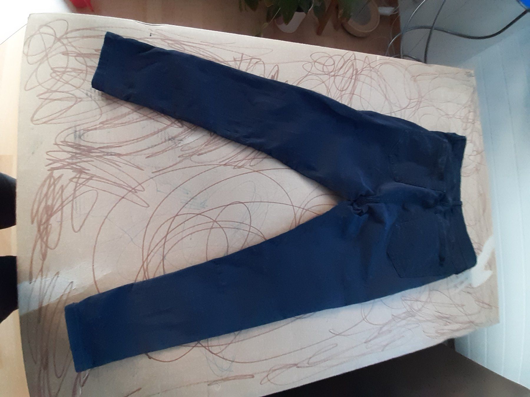 Topshop Jeans: Schwarze TOPSHOP Jeans Gr. 42 – Gebraucht aus Rothenthurm von Meitli18 2
