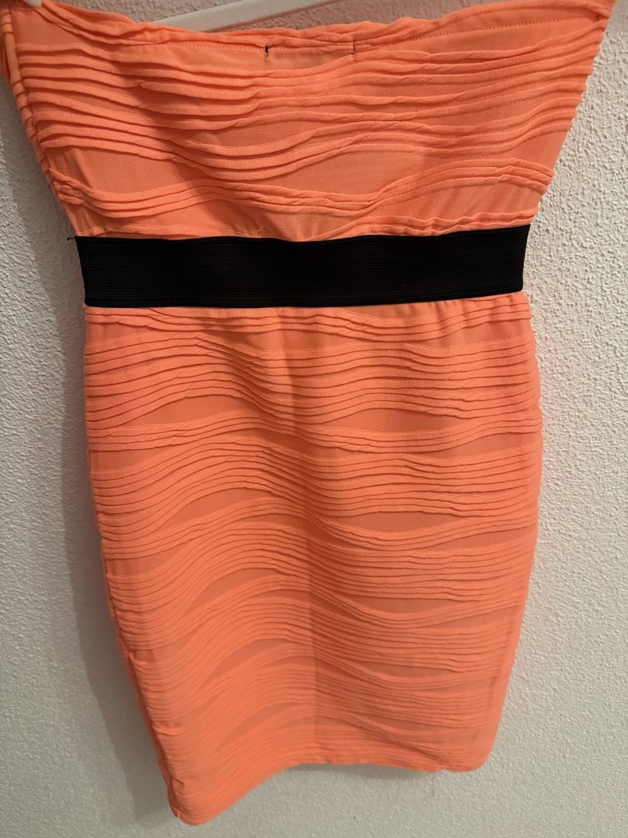 Tally Weijl Vestiti: Trägerloses Kleid – Usato da Eschenbach LU venduto da Tatzi1 1