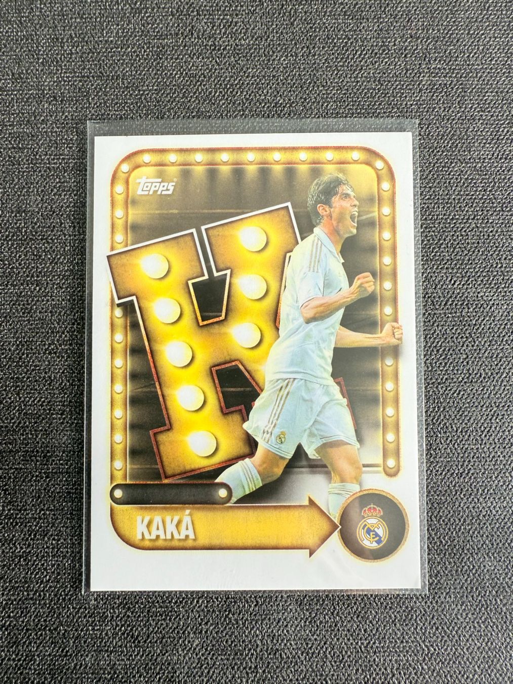 Topps Carte collezionabili: Topps Kaka Real Madrid – Usato da Burgdorf venduto da Sports_Cards_3400
