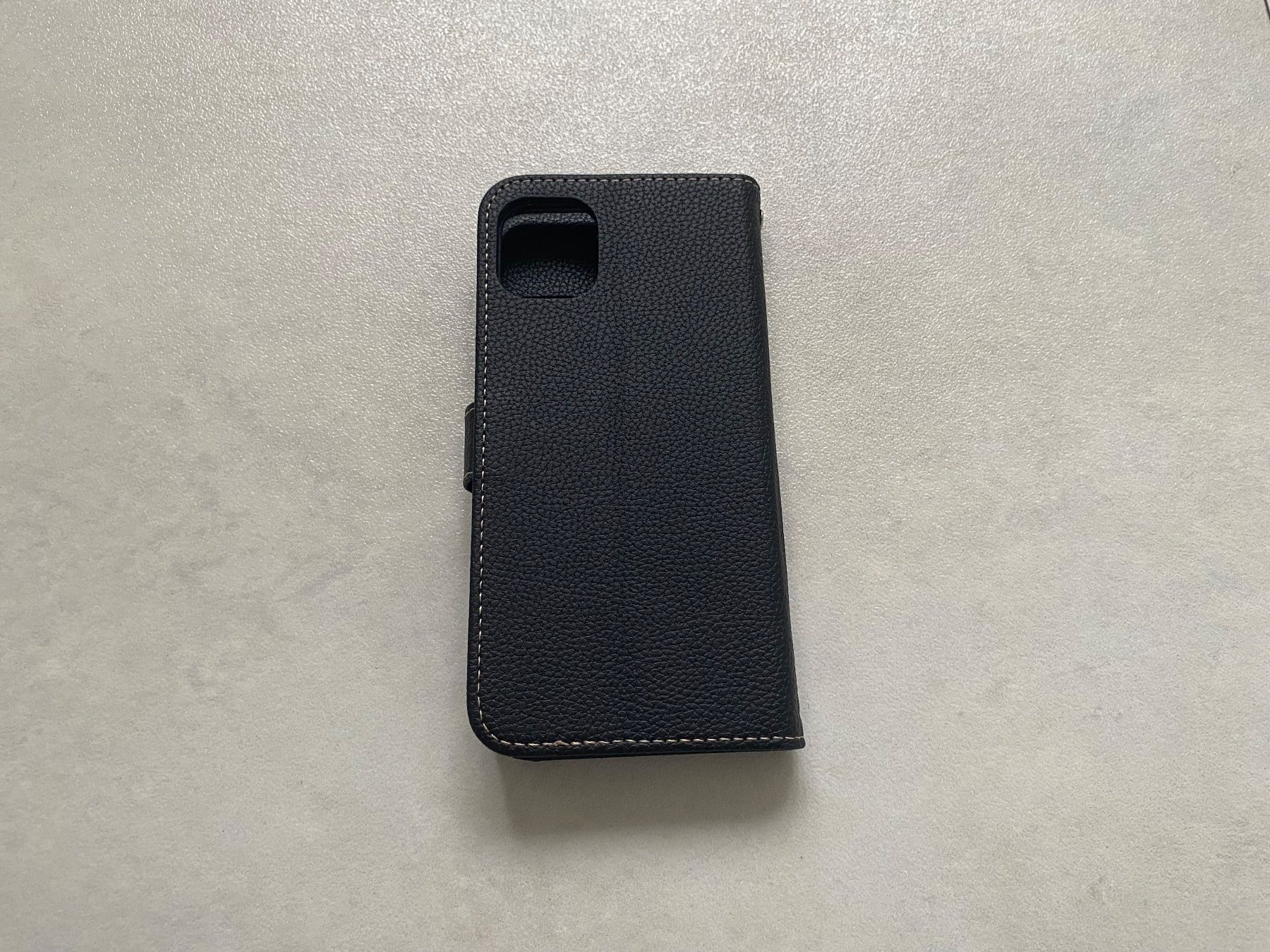 Cover & Protezioni schermo: Leder-Etui Hülle für Iphone 12 Pro Max  – Nuovo e nell'imballaggio originale da Spreitenbach venduto da Brockiland-Flohmarkt 2