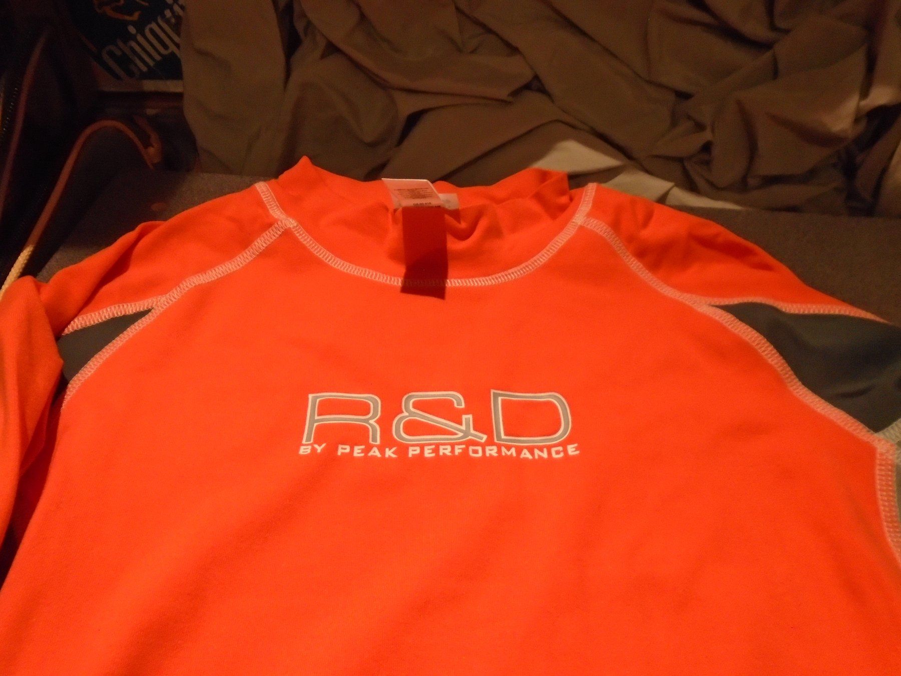 Peak Performance Maglioni & Felpe: Pullover Grösse M, Peak Performance, orange/grau – Usato da Zürich venduto da abraxas1291 1