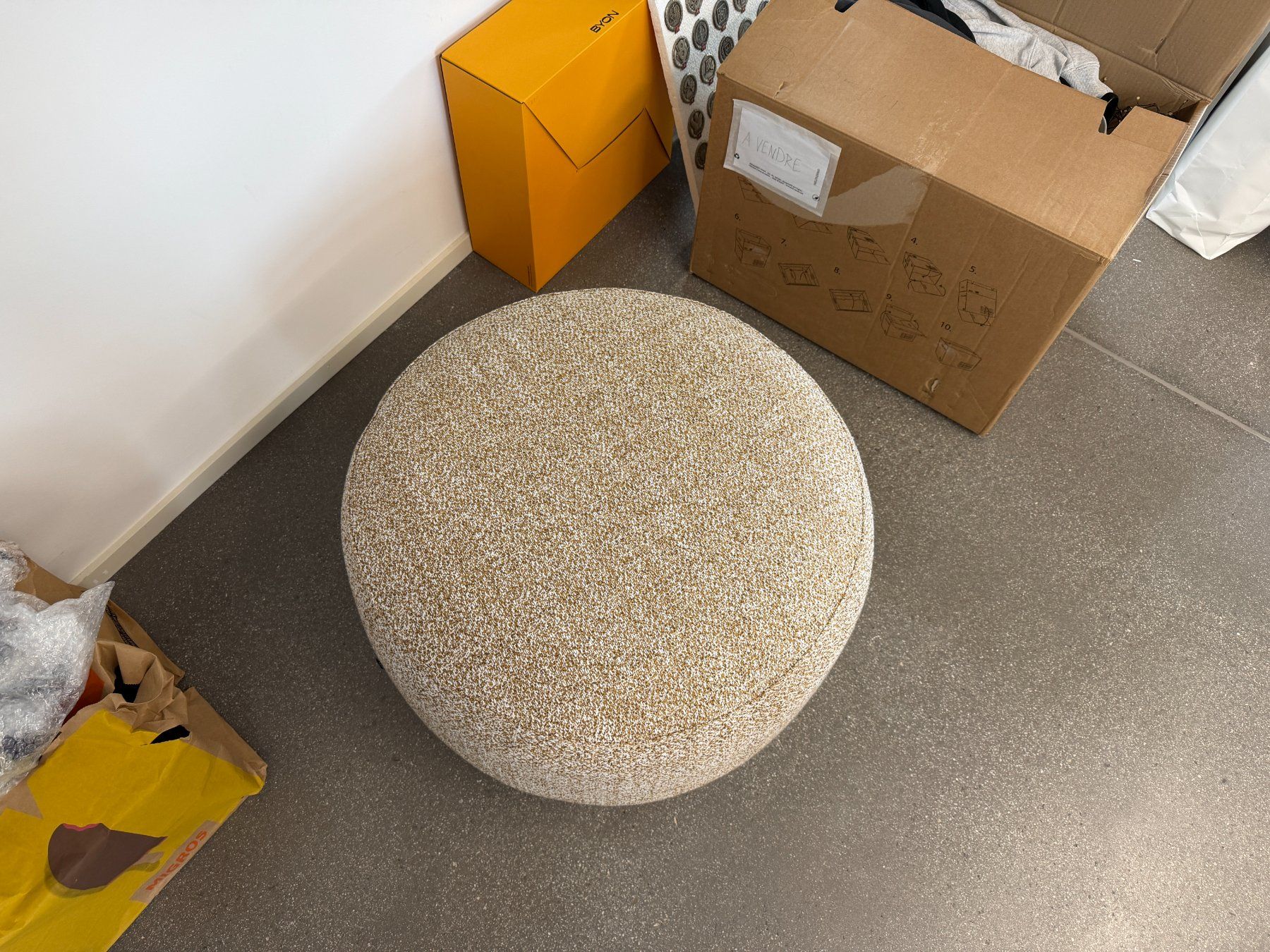 Sgabelli: Pouf OLSON design – NV GALLERY – Nuovo (secondo la descrizione) da Penthalaz venduto da tsarerie 2