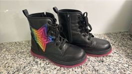 Coole Mädchen Boots mit Stern Applikation, Grösse 36
