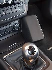 Supporti a parete: Kuda Händy Halterung Kunstleder Mercedes – Usato da Walliswil b.Wangen venduto da ismhi 4