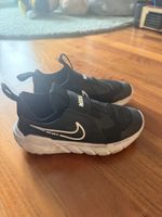 Kinder Turnschuhe, Gr. 29.5