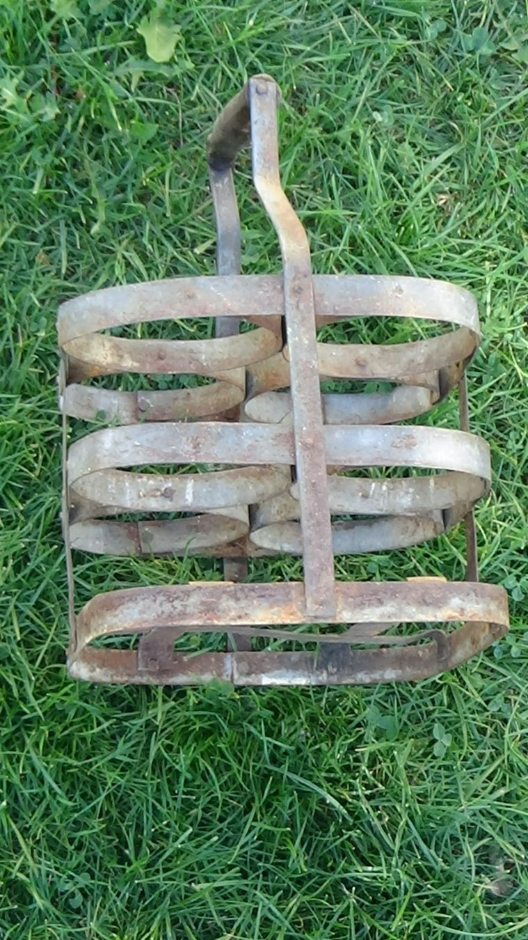Altro per la casa: Flaschenkorb mit Holzgriff Antik – Usato da Wiedlisbach venduto da Bobesch10 1