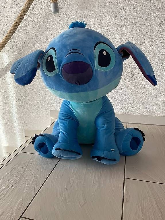 Giocattoli: Plüschtier Stitch 60cm und Octopus – Usato da Kreuzlingen venduto da Speedy_59 1