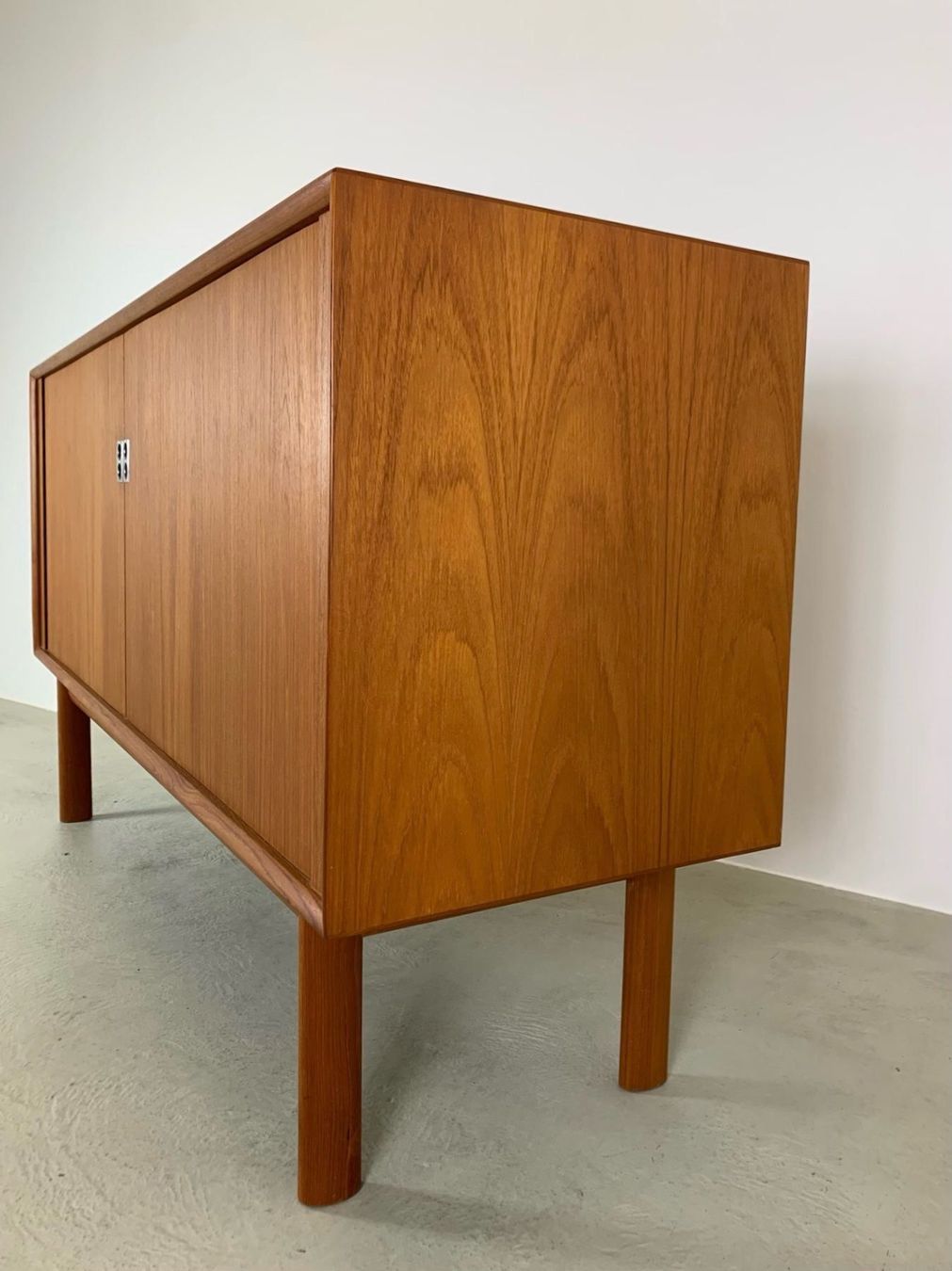 Cassettiere: MidCentury Teak Sideboard Arne Vodder – Usato da Basel venduto da MidMod20C 7
