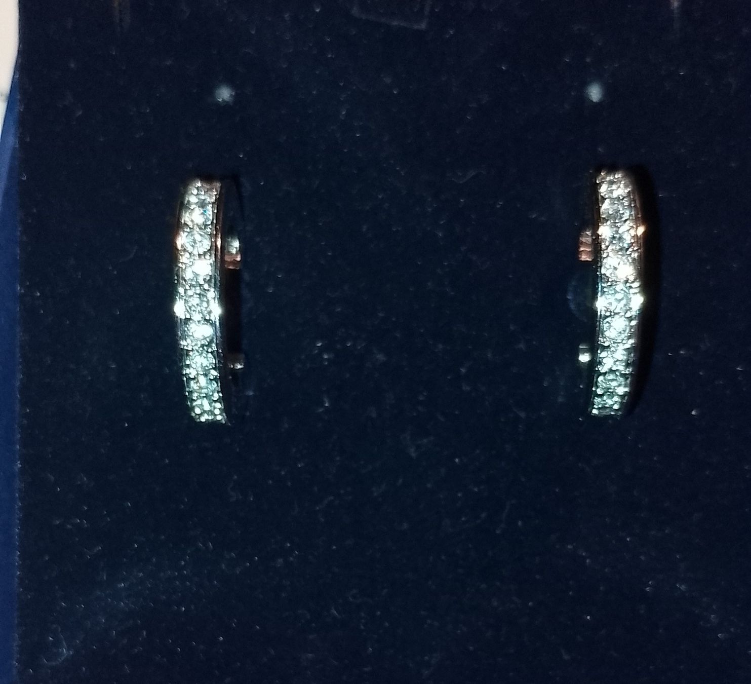 Swarovski Orecchini pendenti & Orecchini a lobo: Swarovski Creolen  – Usato da Therwil venduto da col_m6rx