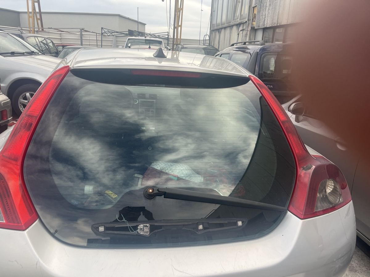 Volvo Automobili: Volvo coupe’ C30 – Usato da Neuchâtel venduto da rye_yyh2 3