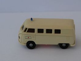 VW T1, Krankenwagen, DRK Berlin, Brekina, HO
