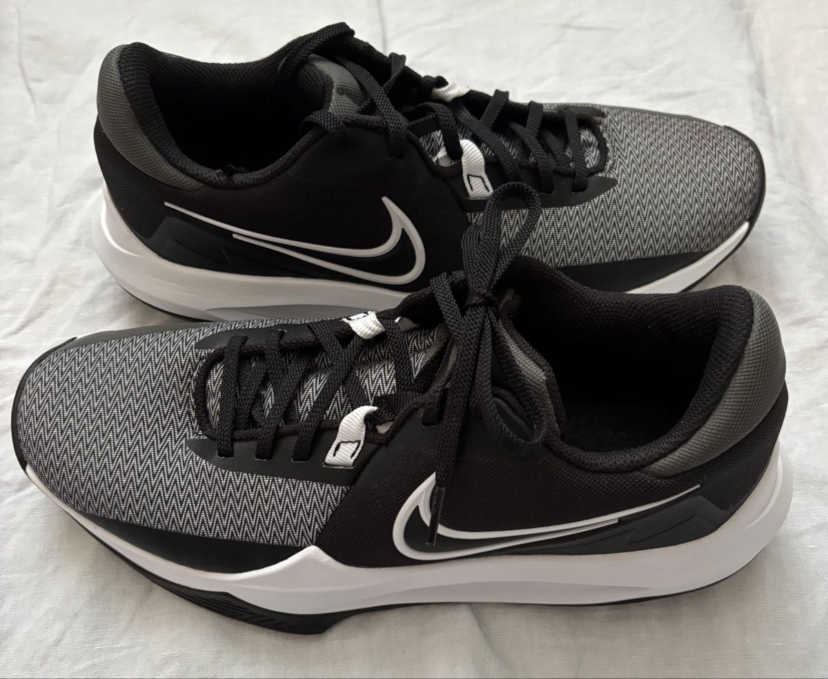 Nike Scarpe da uomo: Nike Precision 6 Basketball, Grösse 44 – Usato da Dietlikon venduto da Babies02 3