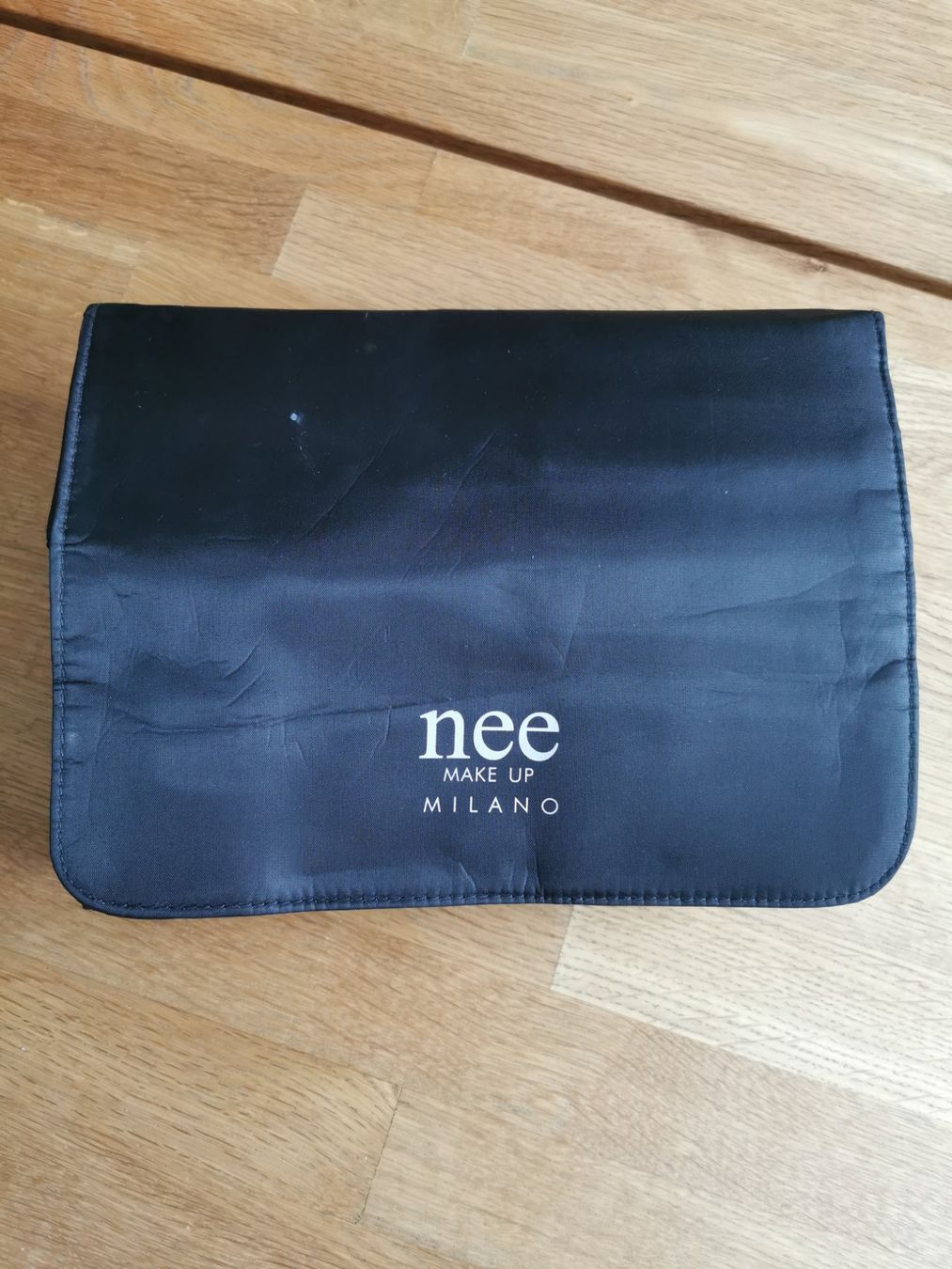 Make-up: NEE Professional Brushes Set black – Gebraucht aus Gunzgen von 0Aurin0
