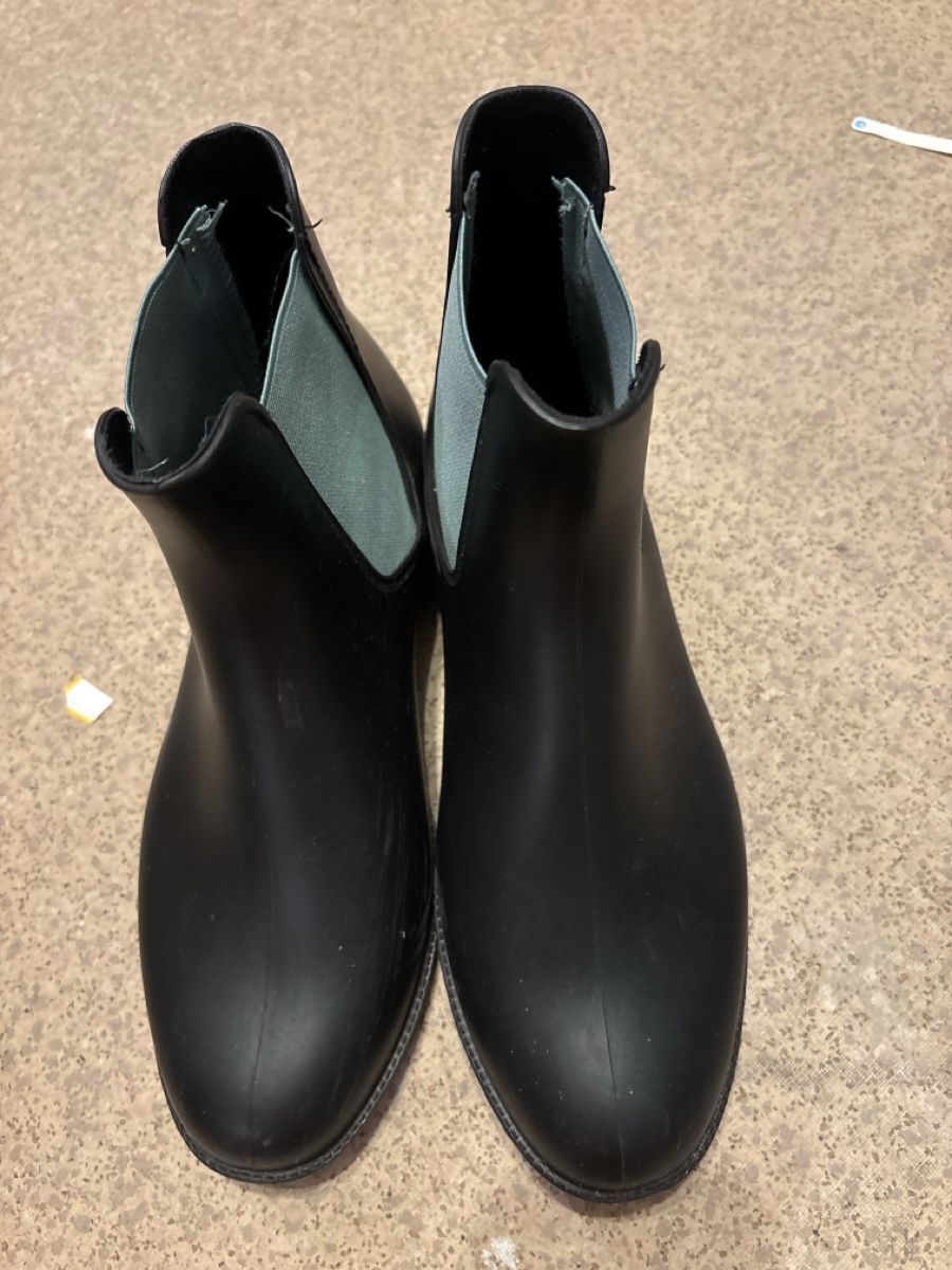 Scarpe da donna: Reitstiefel/Stiefeletten Steeds Gr.41 – Usato da Rickenbach b. Wil venduto da Tweeny02 1