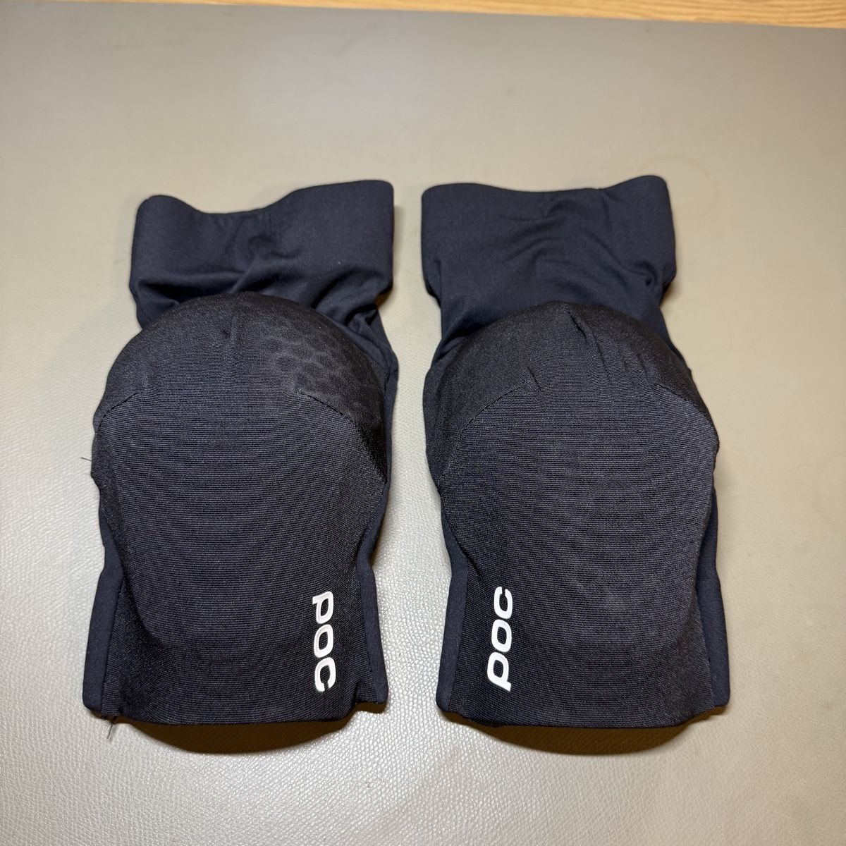 Poc Protections: POC Ellbogenprotektoren VPD MAX – D'occasion à Appenzell Steinegg par abcdefg070 1