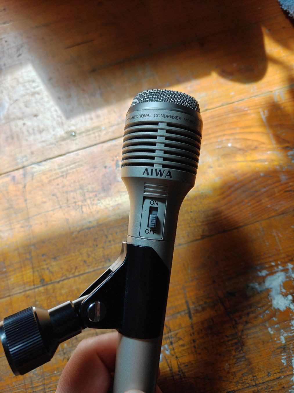 Aiwa Microfoni: AIWA Uni-directional Condenser Microphone mit Kabel – Usato da Oberkulm venduto da Ken_6bmj