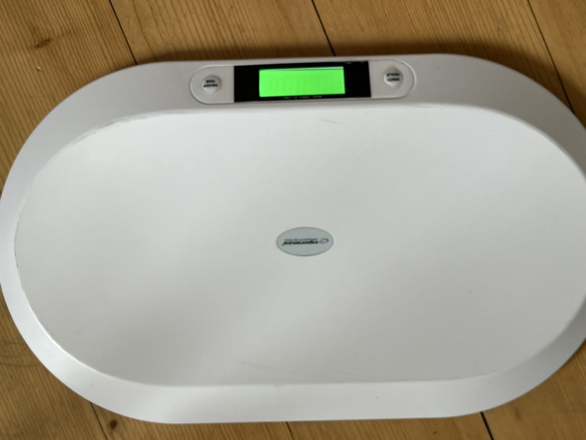 Sonstige Babypflege & -zubehör: Esperanza baby scale white max 20kg used condition – Gebraucht aus Walterswil SO von mar_qln7 1