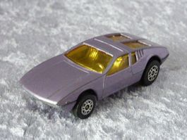 De Tomaso Mangusta 1:64