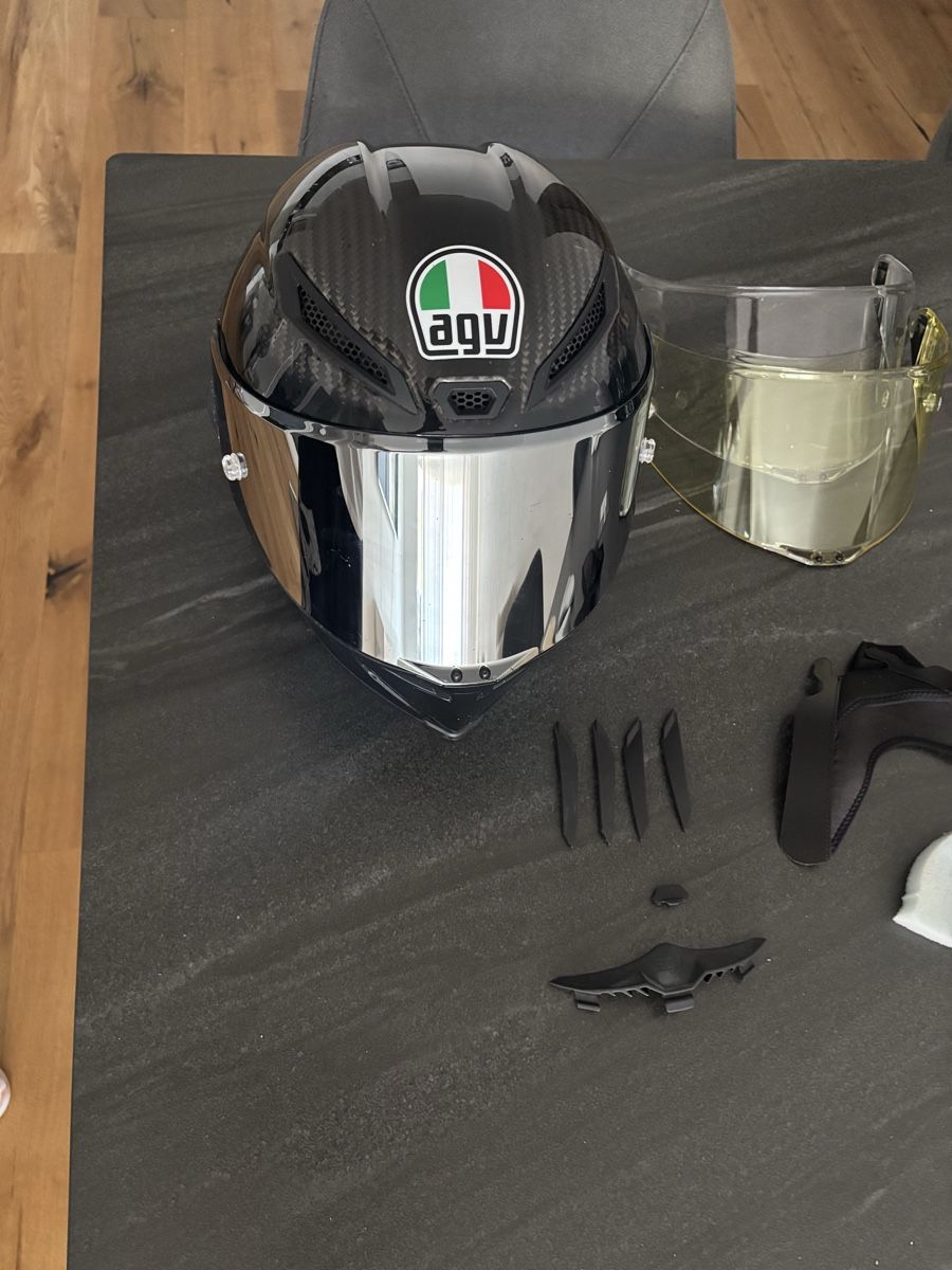 Casques & visières: AGV Pista GP RR Helm – D'occasion à Oberweningen par blacktrix01 2