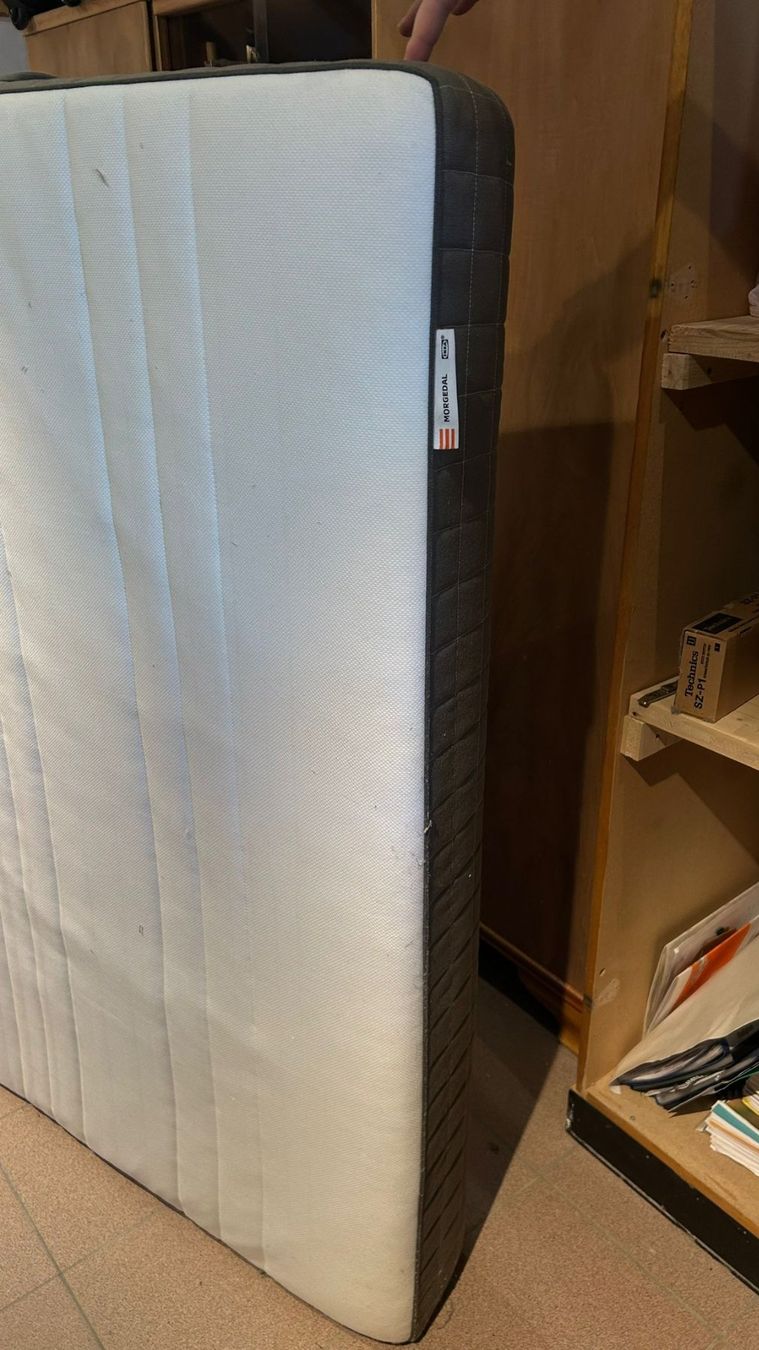 Matratzen: occ. Matraze 1,40m x 2,00m – Gebraucht aus Hasle LU von Flamme6 2