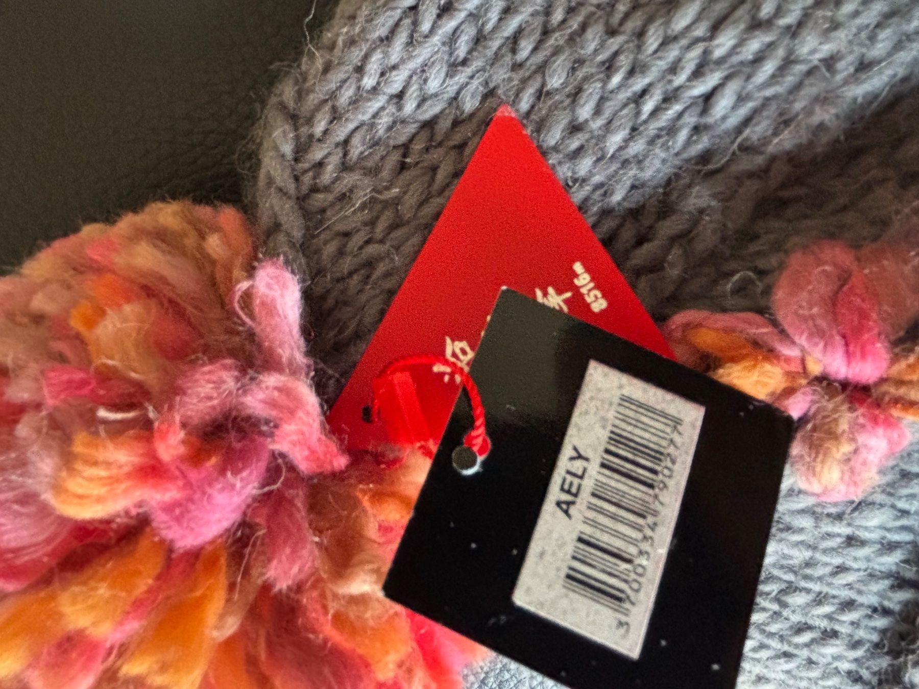Copricapi, berretti & cappellini: Bonnet neuf Lhotse référence Aely – Nuovo e nell'imballaggio originale da Montreux venduto da elo_c6bf 3