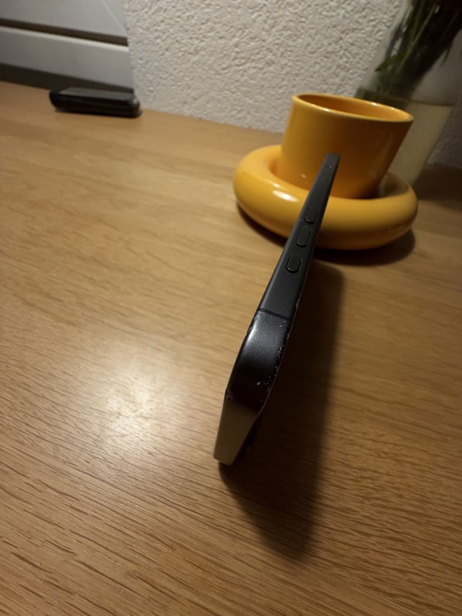 Apple Portables: iPhone 17 256GB SCHWARZ – D'occasion à Zürich par Wenk12 3