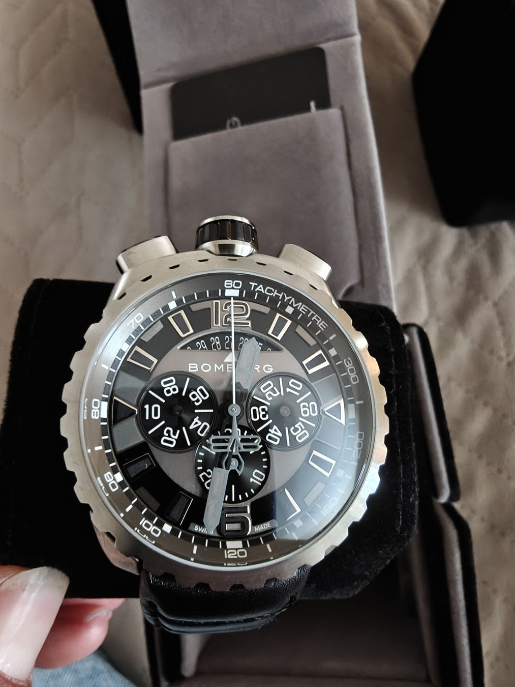 Bomberg Orologi: Montre Bomberg Bolt 68 neuf – Nuovo (secondo la descrizione) da Delémont venduto da man_gpn6