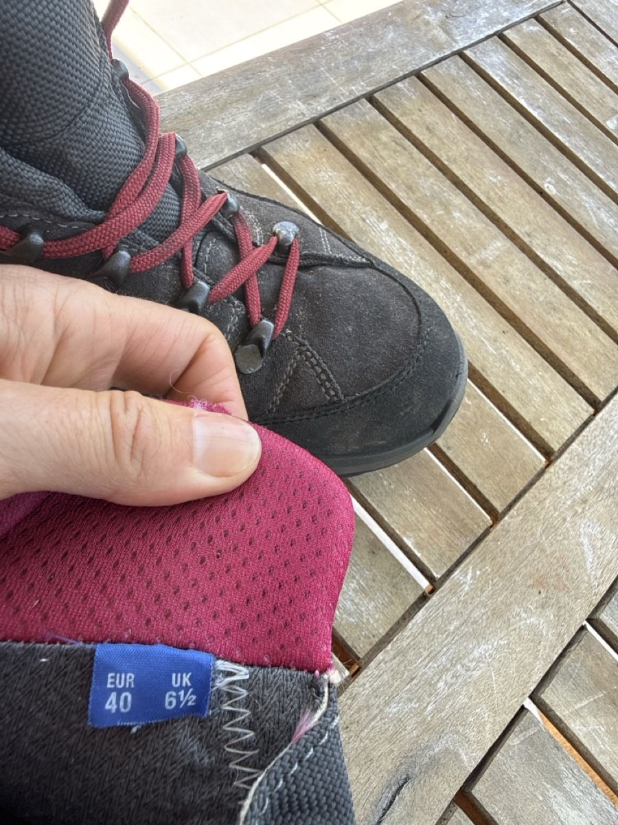 Everest Scarpe per ragazze: Wanderschuhe Everest Damen EU 40 gebraucht – Usato da Hombrechtikon venduto da zwy_fz6y 4