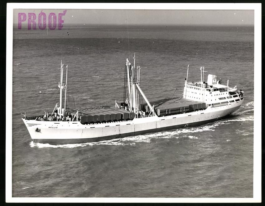 Fotografie &  Plakate: Fotografie Frachtschiff Bellis hat Eisen – Gebraucht aus Berlin von bartko-reher