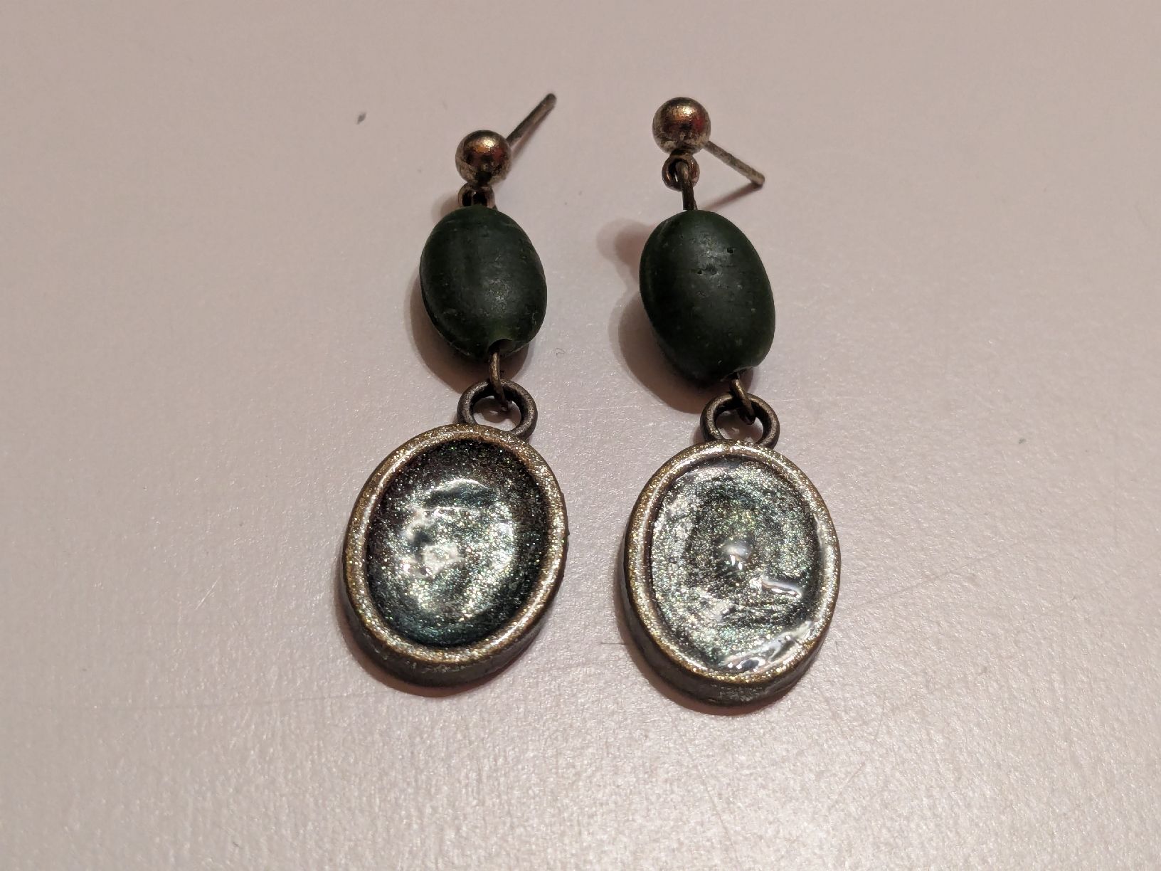 Boucles d'oreille: boucle d'oreille – D'occasion à Vionnaz par MarinaMGB