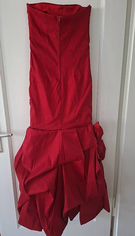 Vestiti: Cocktail Kleid – Usato da Bern venduto da ANIP 2