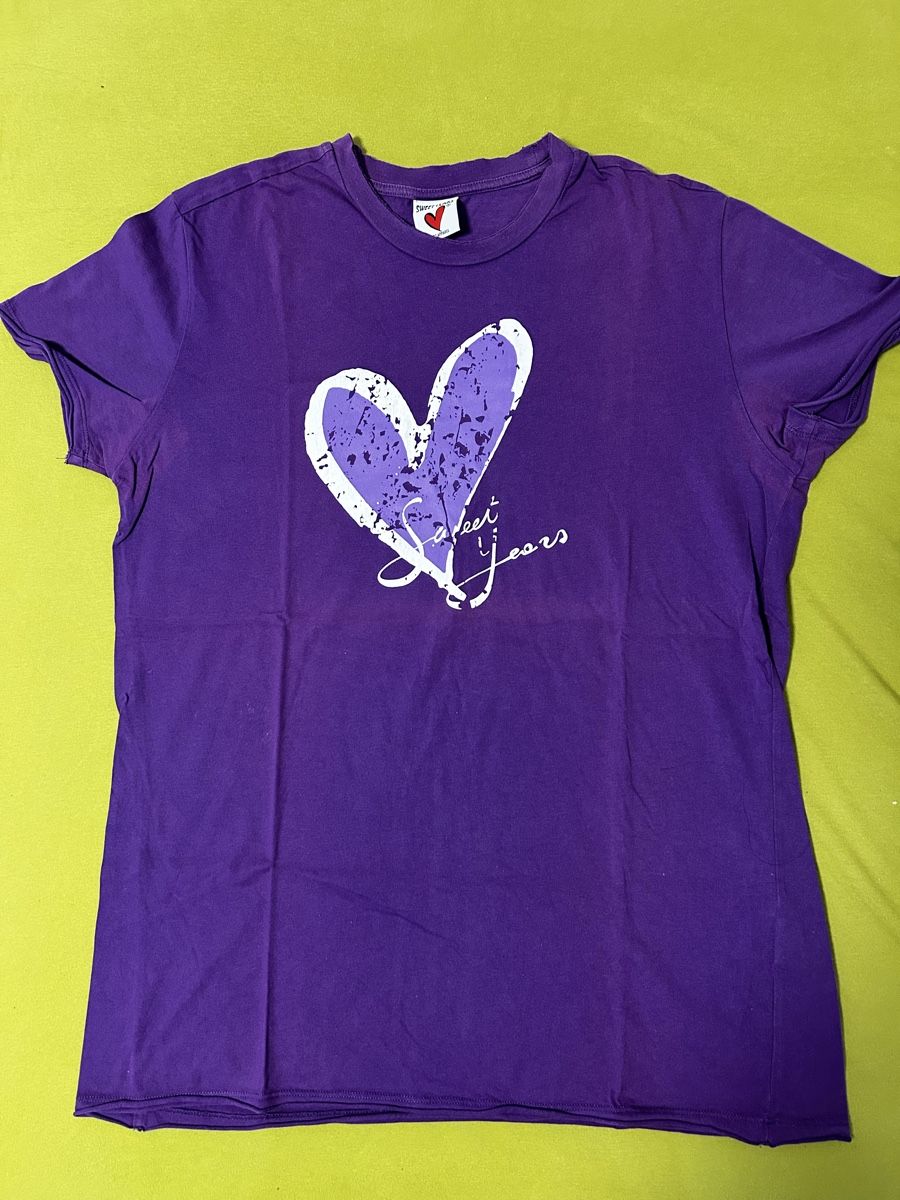 T-shirt: T-shirt  – Usato da Gnosca venduto da poc_566q