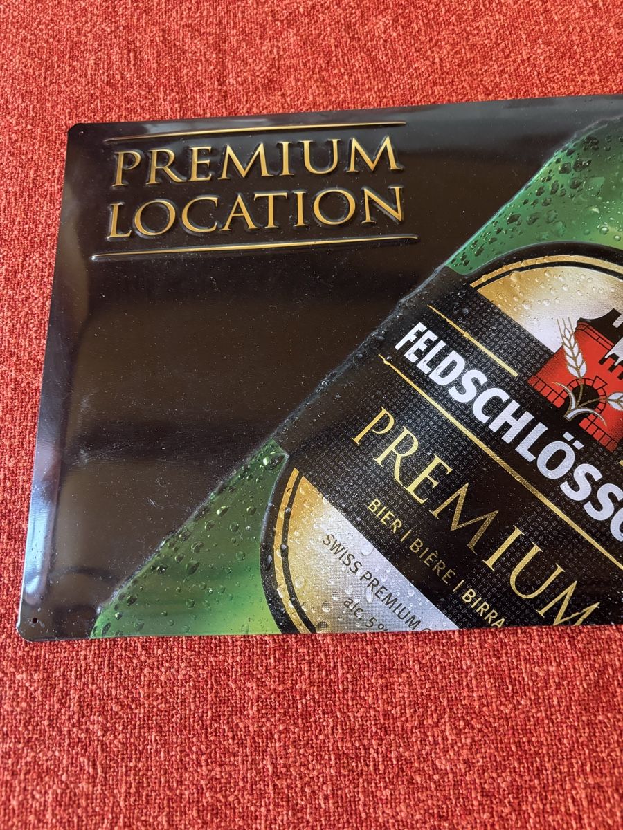 Tutte le decorazioni: Plaque publicitaire Feldsschlösschen Premium – Usato da Les Brenets venduto da moe_ym8r 3
