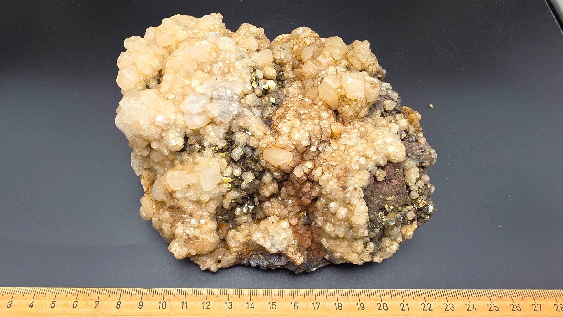 Mineralien & Heilsteine: Calcite, Pyrrhotite, Arsenopyrite & Pyrite Trepča 2.6 Kg – Gebraucht aus Figino von panshop 1