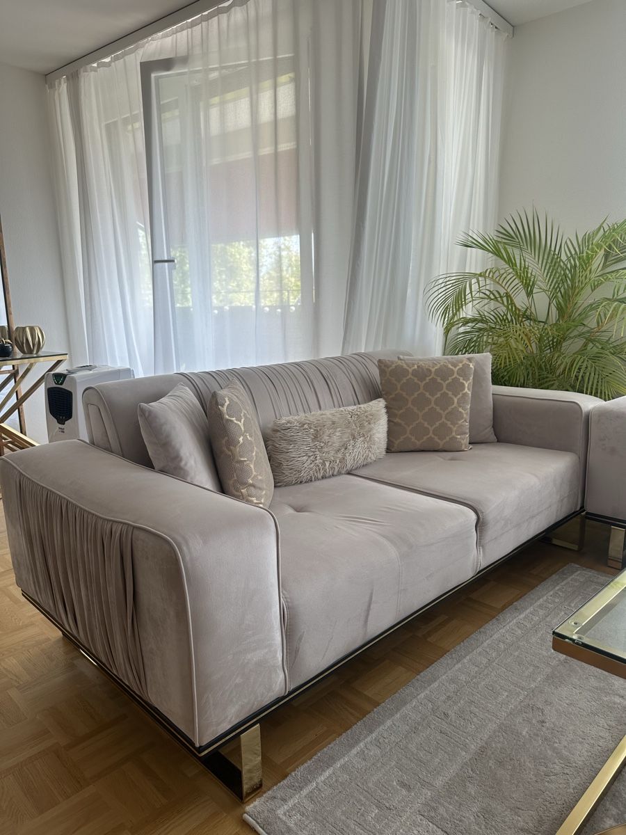 Sofas: Sofa (zweiteilig) – Gebraucht aus Allschwil von Smt58 3