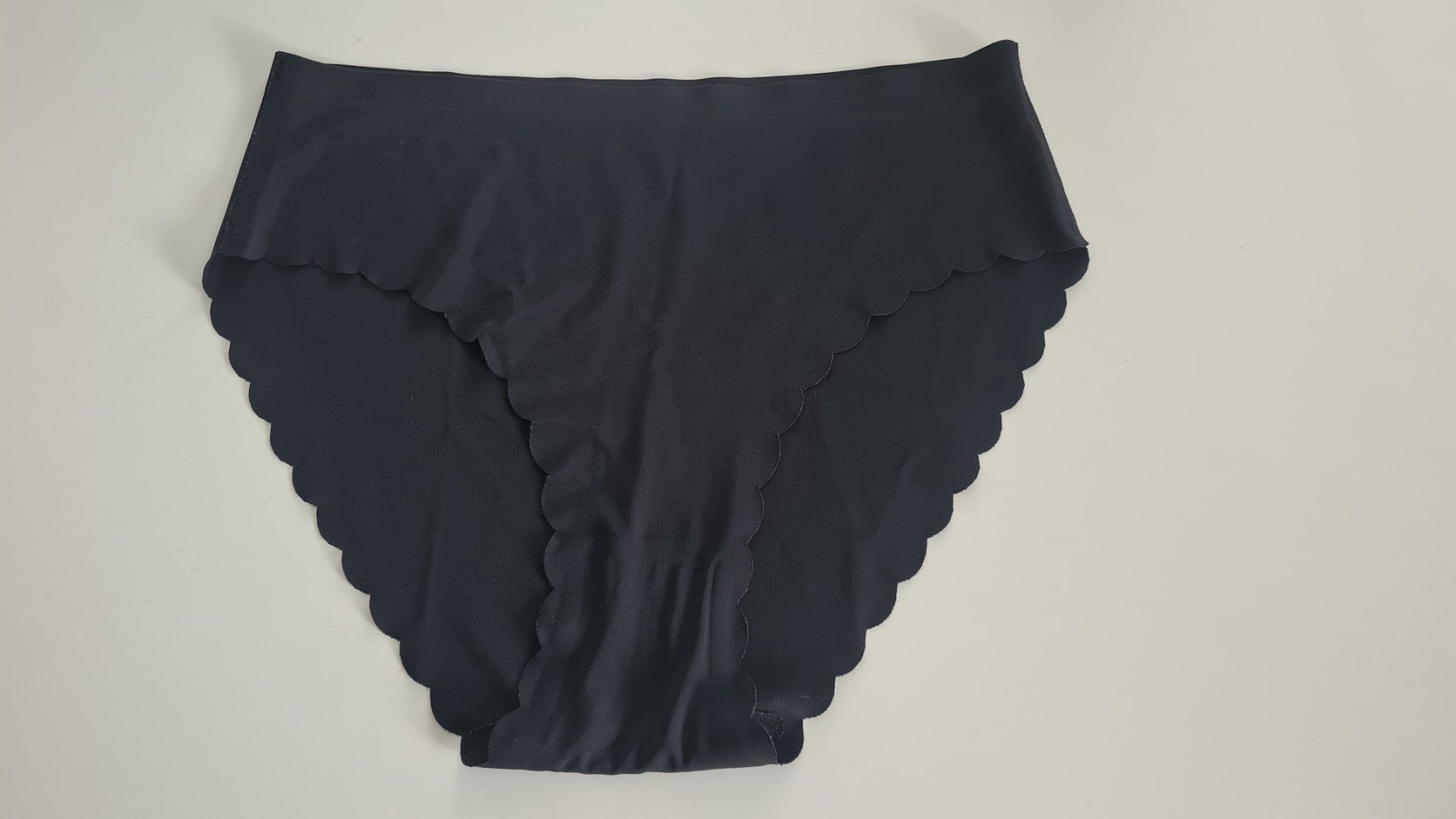 Altra biancheria intima: Hipster Zero Invisible, Gr. XL,  Schwarz – Usato da Mezzovico venduto da maemy